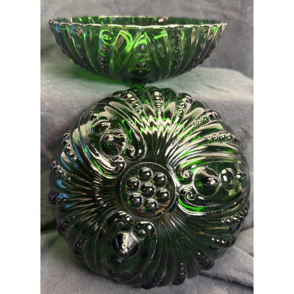 Anchor Hocking Vintage Emerald Green Glass Serving Bowl w/Feet 8.5"x 2 3/4"